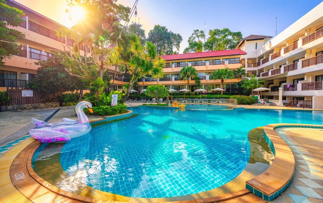 PATONG LODGE — фото 1