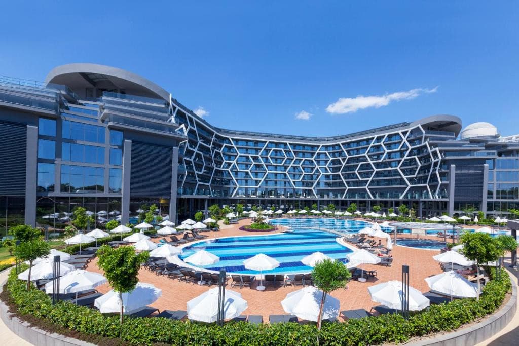 BOSPHORUS SORGUN — фото 1