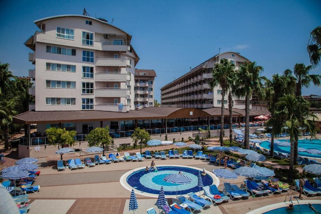 LONICERA WORLD HOTEL — фото 1