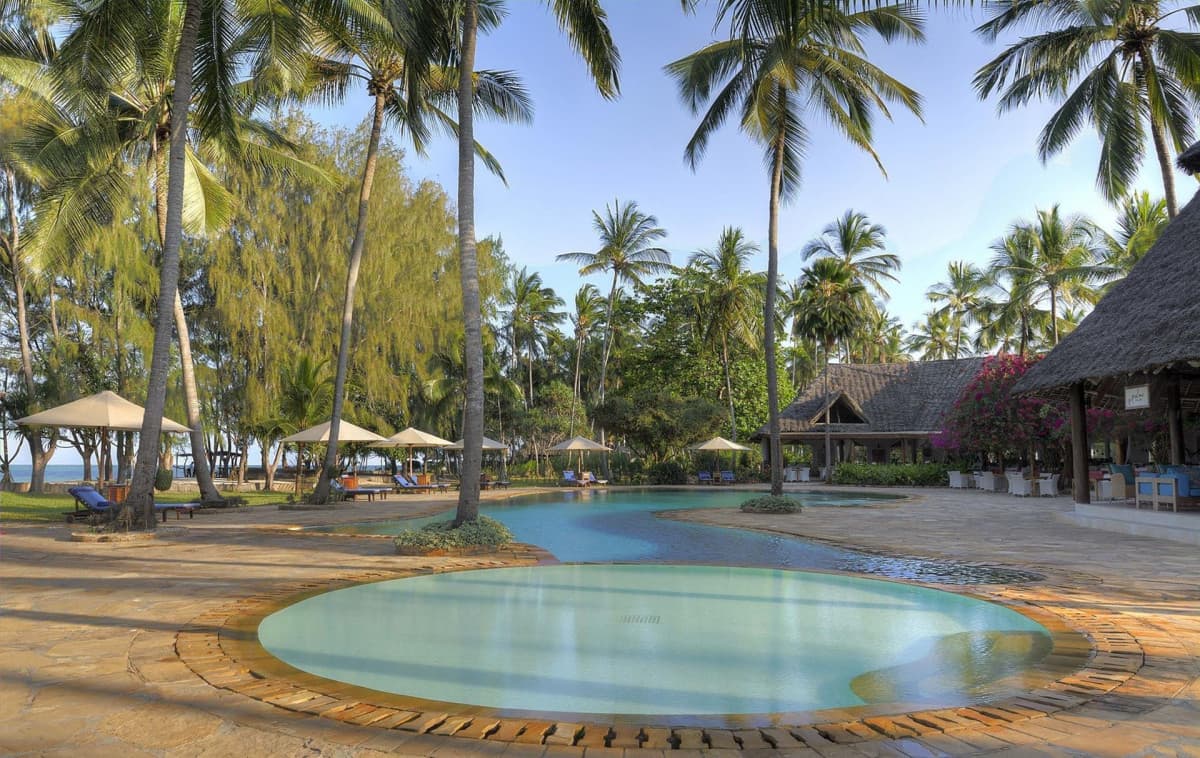 BLUE BAY BEACH RESORT — фото 2