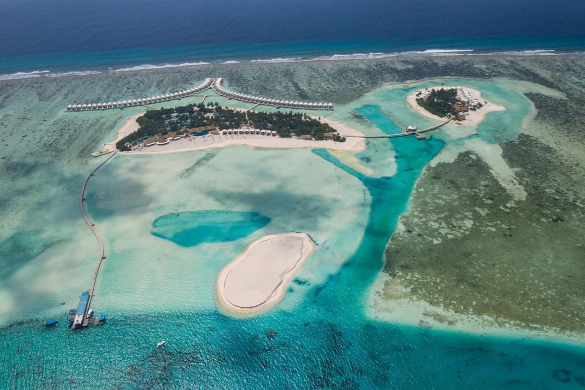 CINNAMON HAKURAA HURAA MALDIVES (EX. CHAAYA LAGOON HAKURAAHURAA) — фото 1